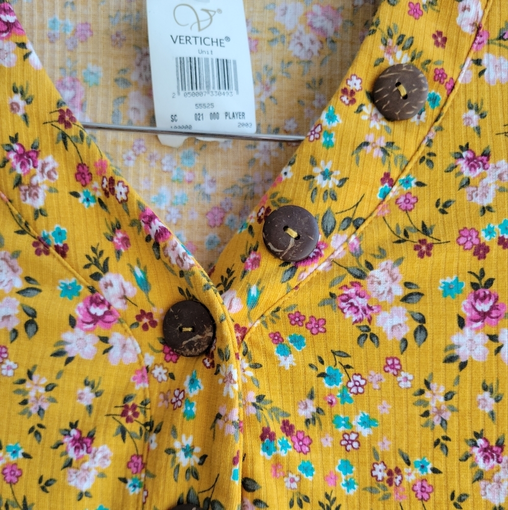 Yellow Floral Short Sleeve Button Front Top - Picture 4 of 5